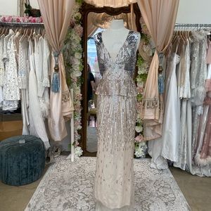 New Monique Lhullier sequin v-neck peplum gown